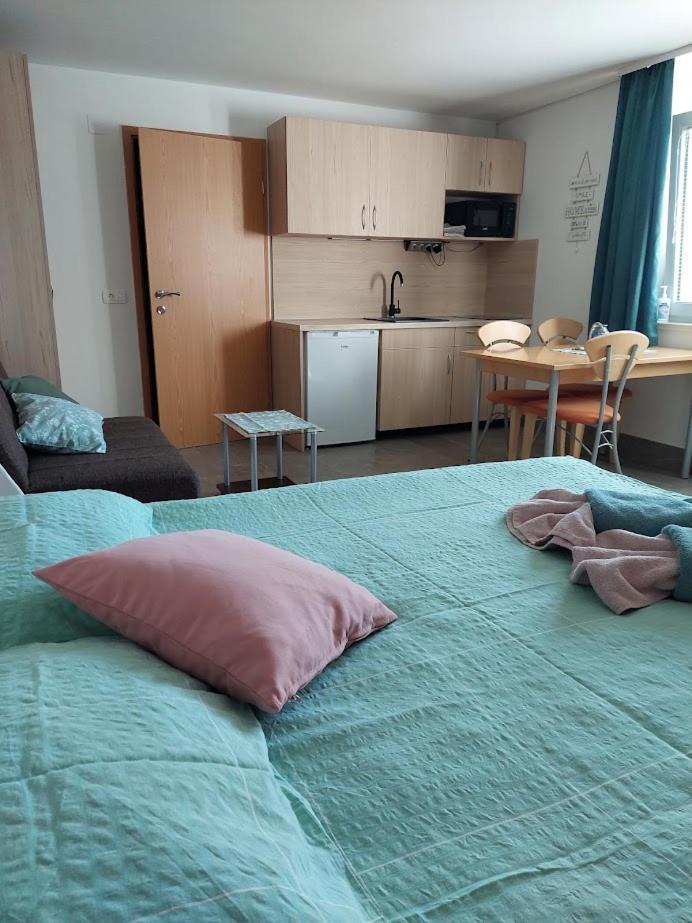 Studio Apartma Zirovnik Cerklje na Gorenjskem Exterior foto